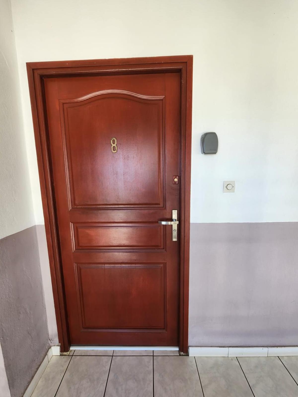 Cassiopee Apartment Сен Жилс ле Бен Екстериор снимка